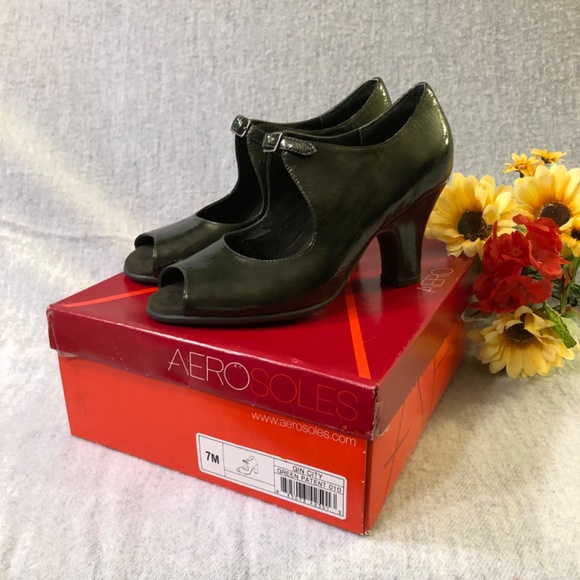 NWOT - Forest Green Patent Open Toe Buckled Pumps - Picture 14 of 16